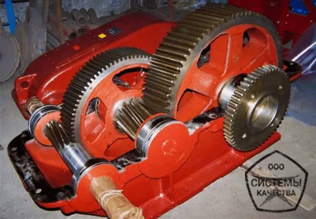 Цилиндрический редуктор РМ-250 50. Фото