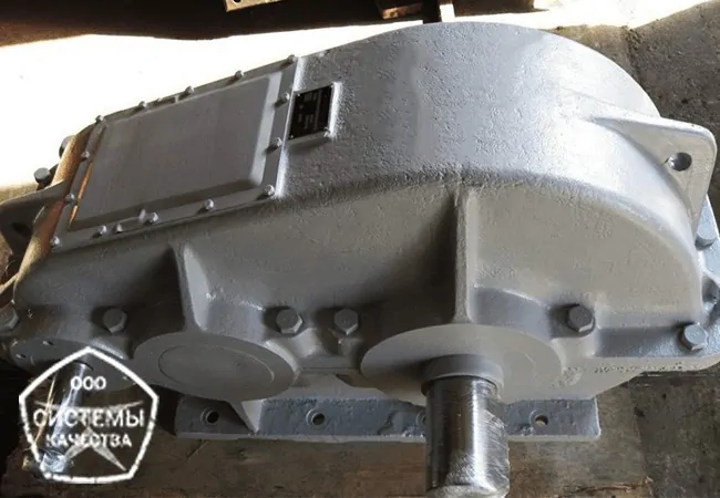 Циліндричний редуктор РМ-350 50. Фото