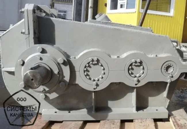 Цилиндрический вертикальный редуктор ВКУ-965