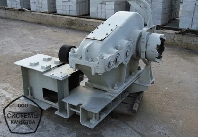 редуктор ЦТНД-400 - трехступенчатый с зацеплением Новикова