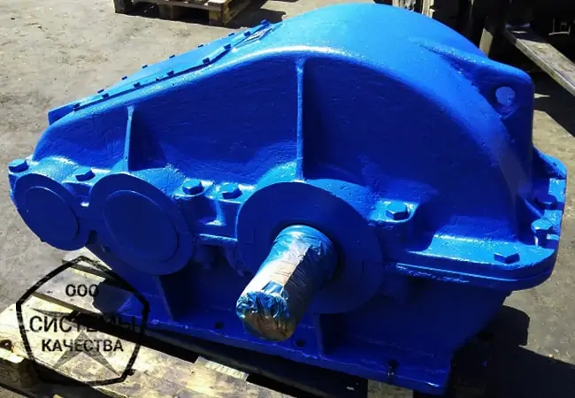 Механічний редуктор РМ заправлений маслом