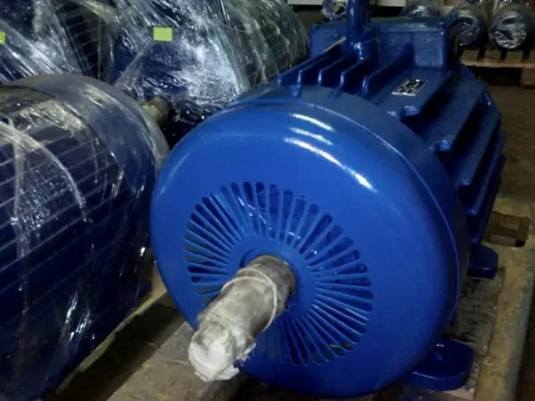 двигун крановий мтн