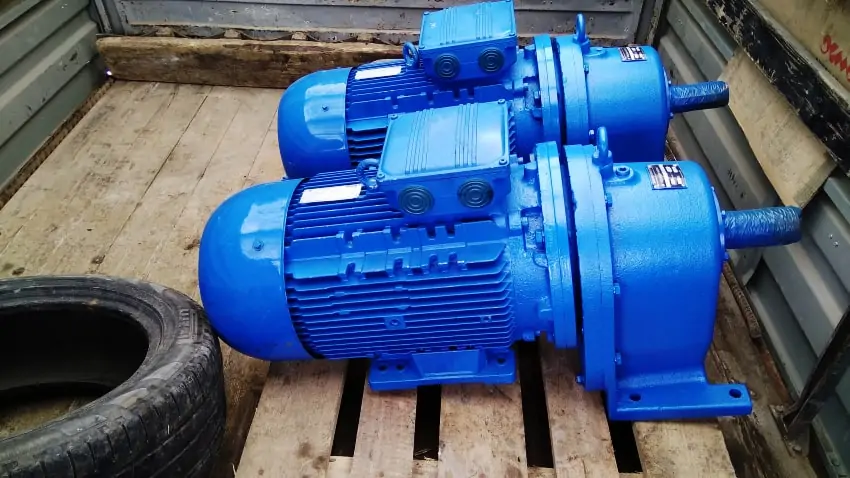 МЦ2С - мотор-редуктор с цилиндррической передачей