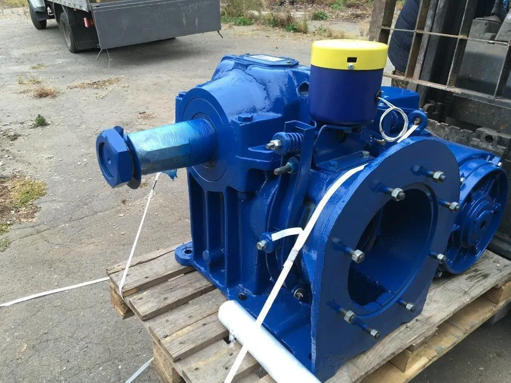 Лифтовой редуктор РГЛ-180 для пассажирского лифта