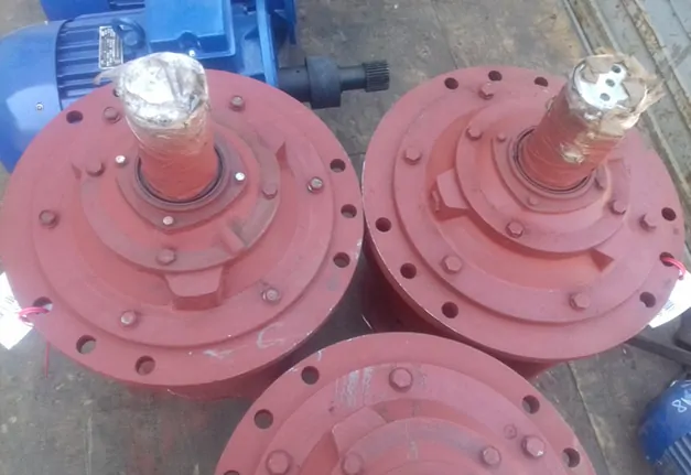 мотор-редуктор МПО2М-15ВК вертикального исполнения