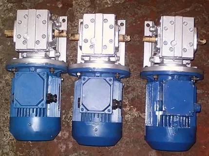 Мотор редуктор МЧ-80 одноступінчастий черв'ячний