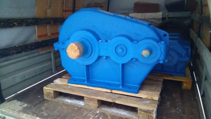 редуктор ЦДНД-400 - для скребковых конвейеров