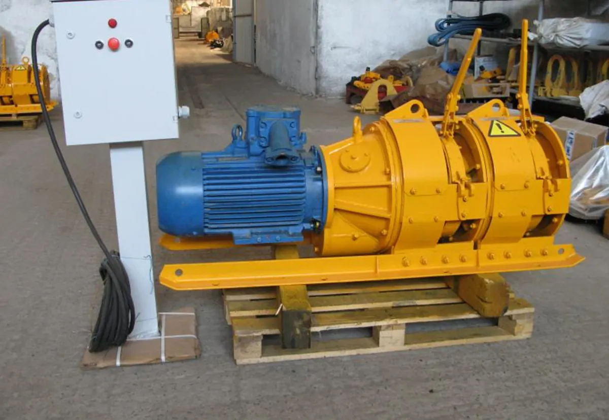 Скреперная лебедка 2сма