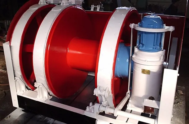 Лебедка шахтная гидравлическая фото