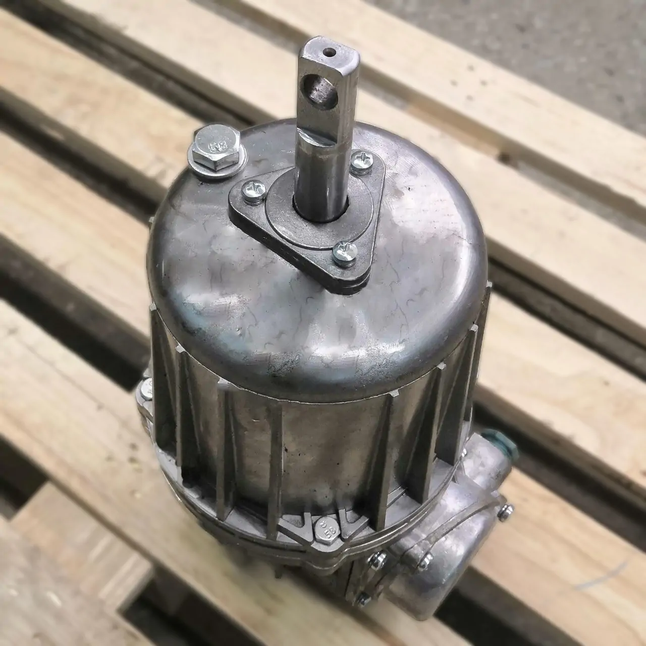 Крановий електрогідравлічний товкач ТЕ