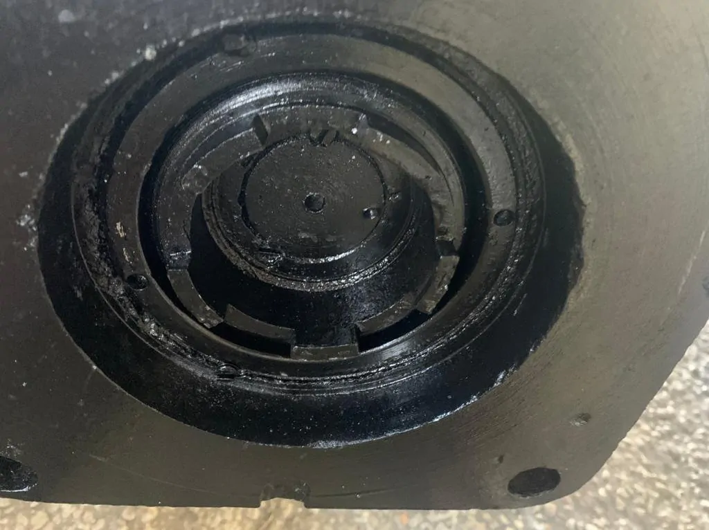 30ч915бр з електроприводом РУ-10 для води та пари