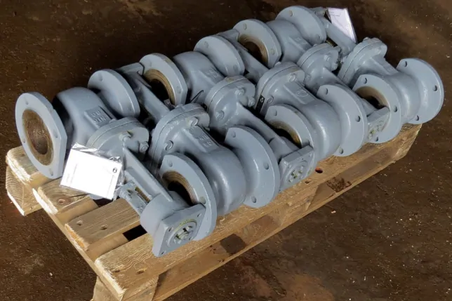 Задвижка 30с941нж Ду80 Ру16 с электроприводом фото