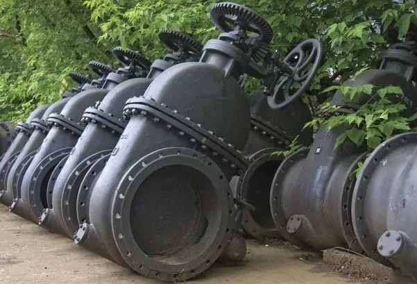 Сталеві запірні газові засувки Dn 1000 з висувним шпинделем високого тиску