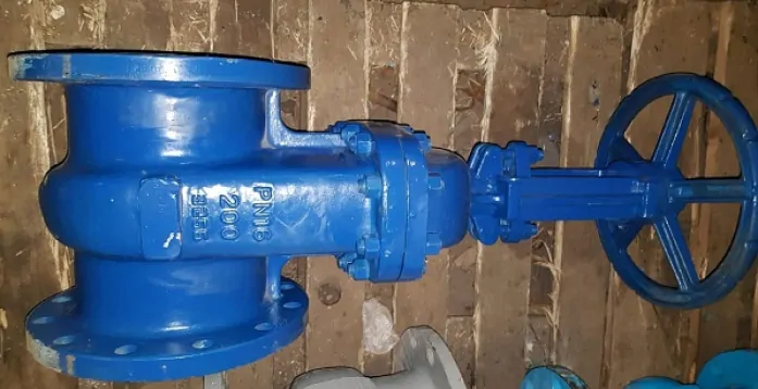 Засувка ду 200 мм 12х18н10т без електроприводу фланцева