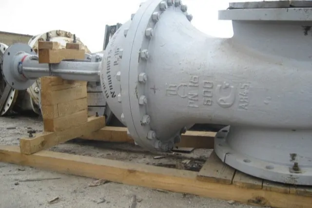 Засувка ДУ600 сталева для опалення клинова під електропривод