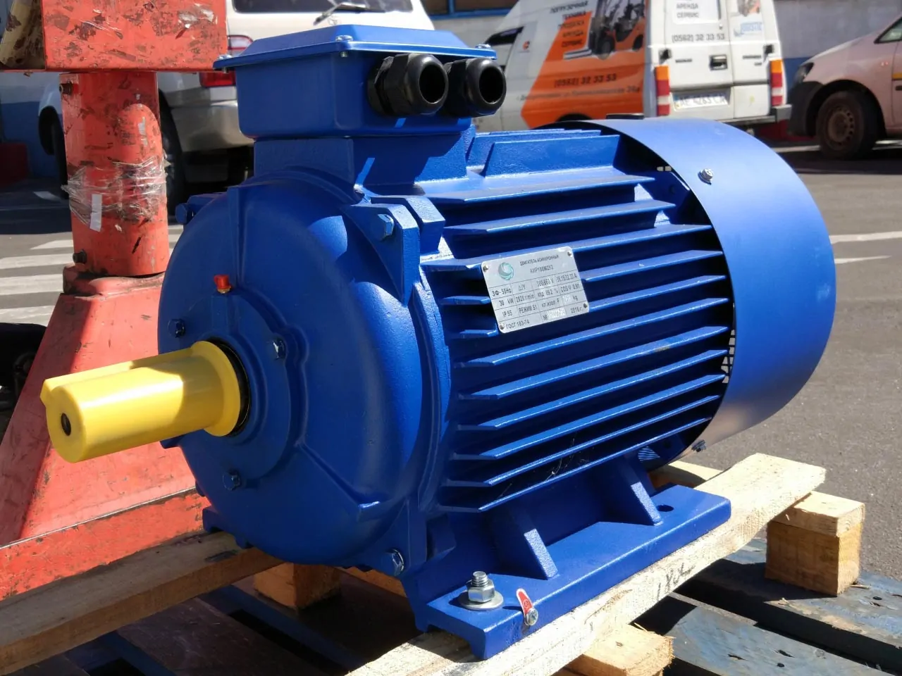 30 кВт 1000 220 380 660 Ел двигун АИР200L6 фото