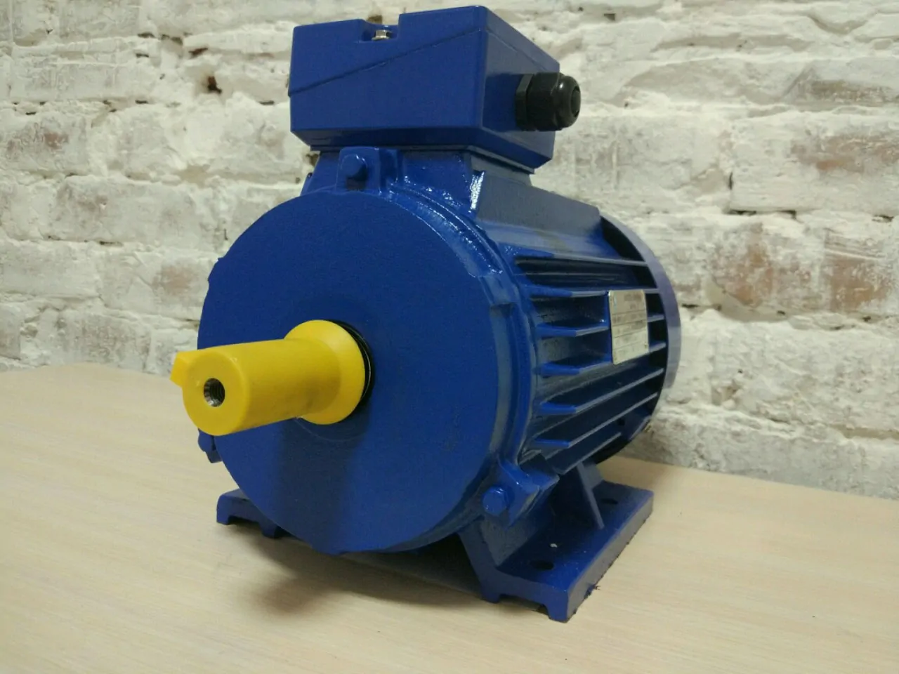 Електродвигун АИР63A4 0.25 кВт 1500 об/хв