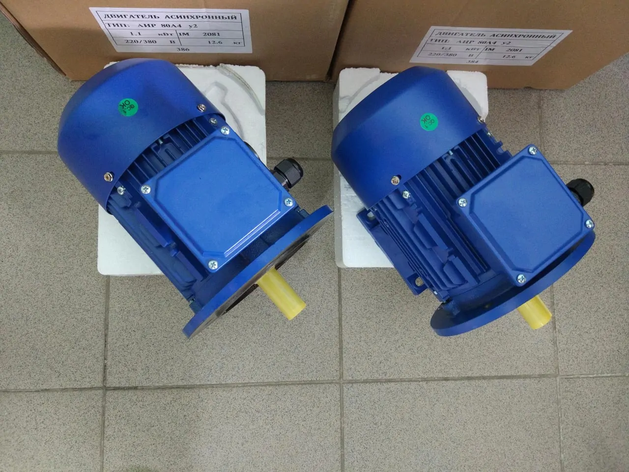 0.37 кВт 750 220 380 Вольт эл двигатель АИР80A8 фото