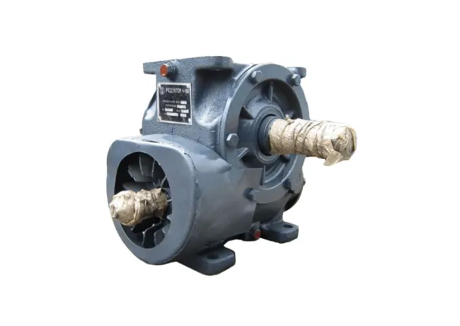 Редуктор Ч-100 червячный с вентилятором