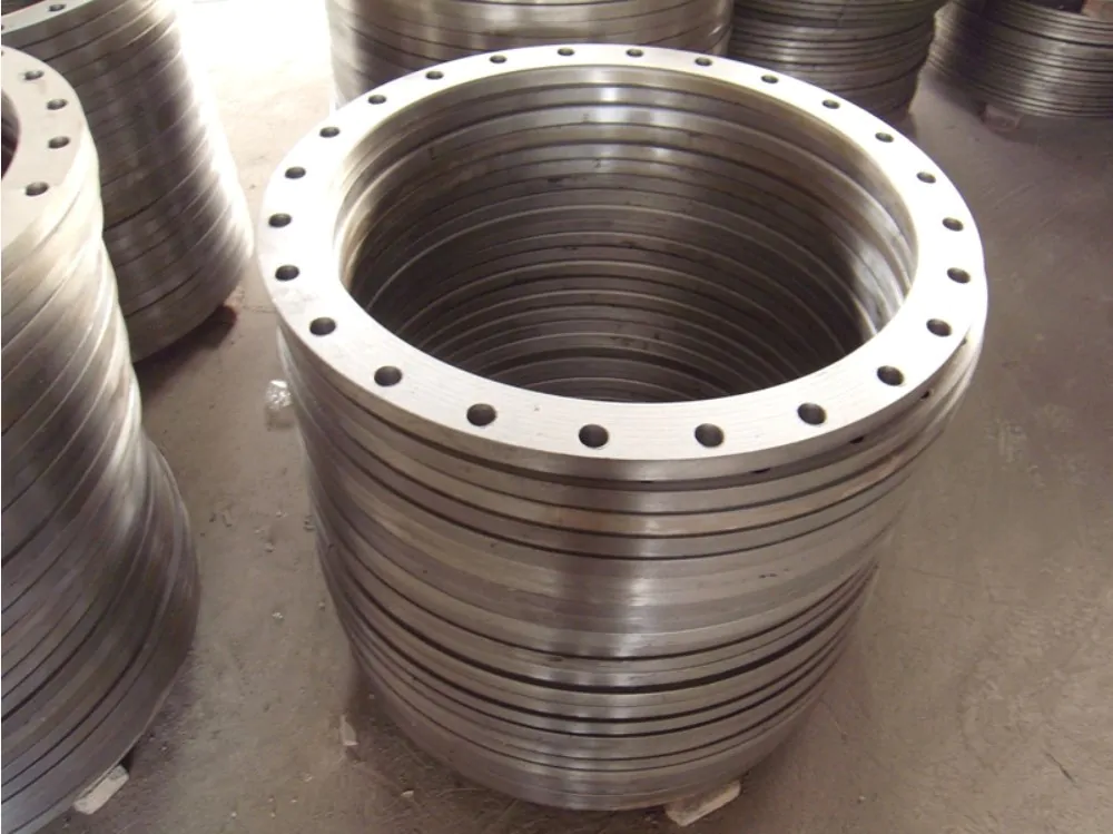 Вільний фланець на приварному кільці